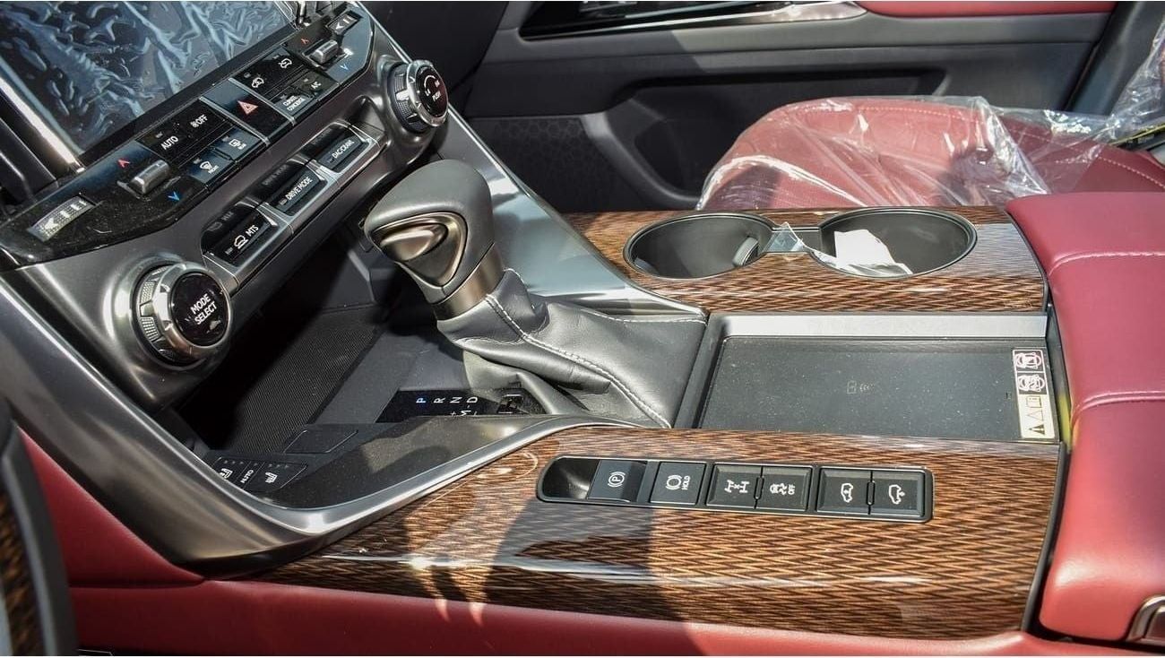 Lexus LX 600 LX600 - Turbo Sport - Signature - 7 Seats - 25 Speakers