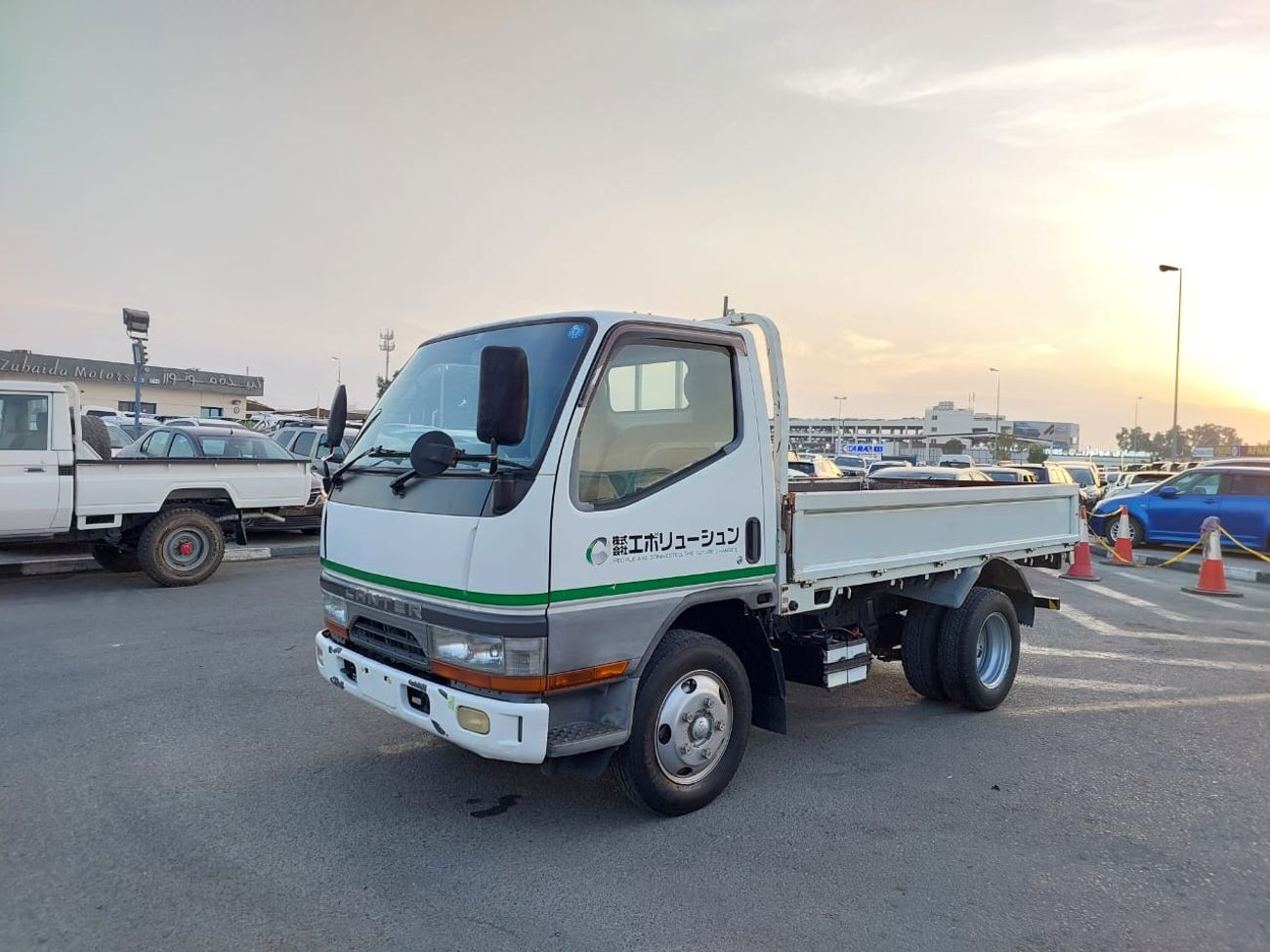Mitsubishi Fuso Canter MITSUBISHI CANTER TRUCK RHD 1997 MODEL 4.2 L DIESEL MANUAL(PM31319)