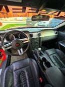 Ford Mustang Very Rare SALEEN clean title / full original 49000 kms only .