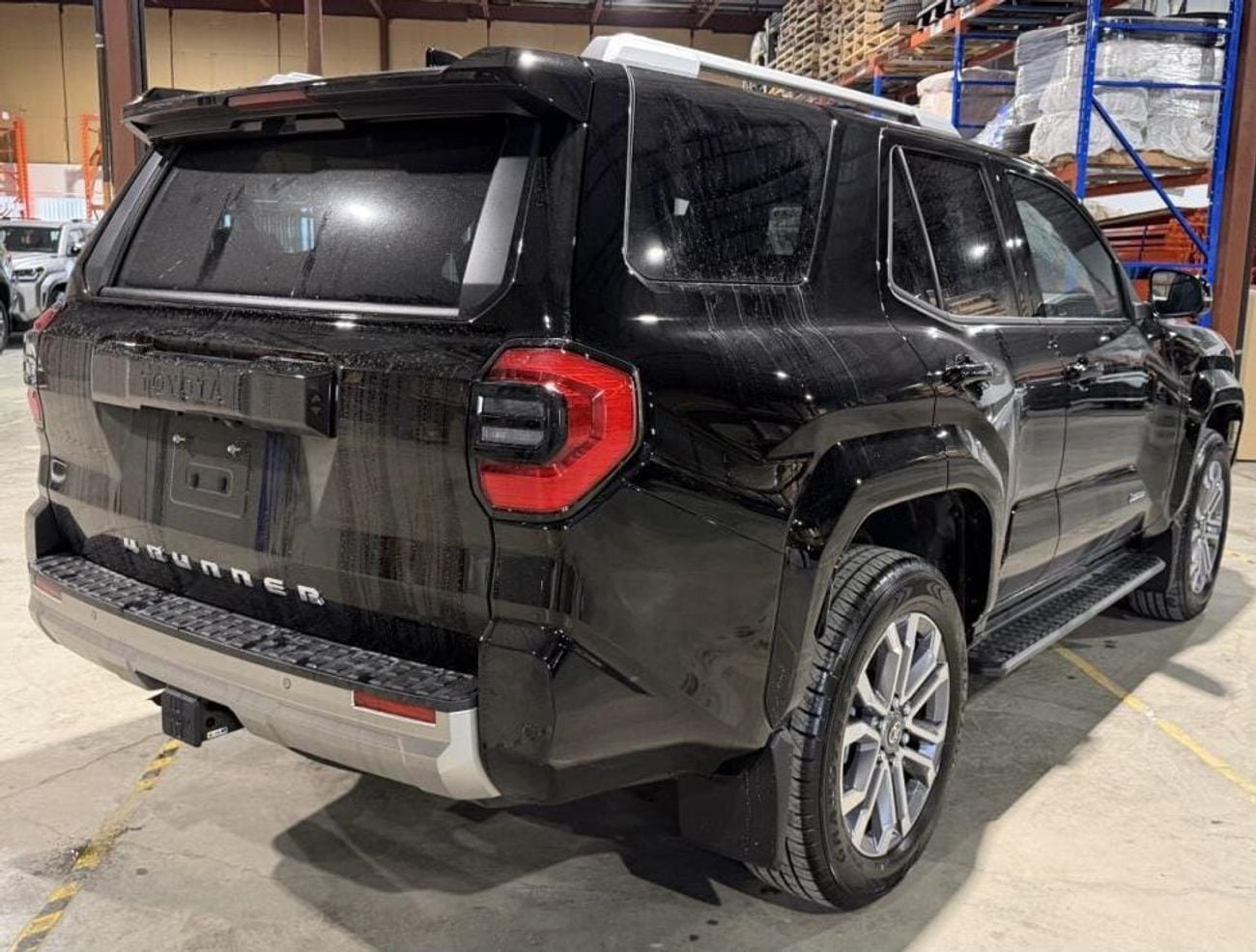 Toyota 4Runner LIMITED 7-Seater 2.4L