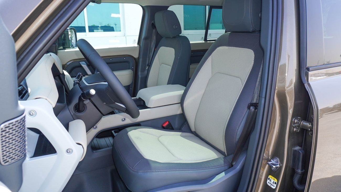 لاند روفر ديفندر X DYNAMIC SE P300