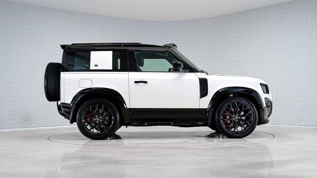 لاند روفر ديفندر P400 90 X-Dynamic HSE 3.0L (5 Seater) | AED 4,429 PM | Warranty February 2027 | GCC