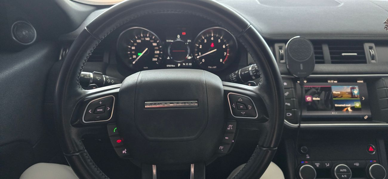 لاند روفر رانج روفر إيفوك Landmark edition