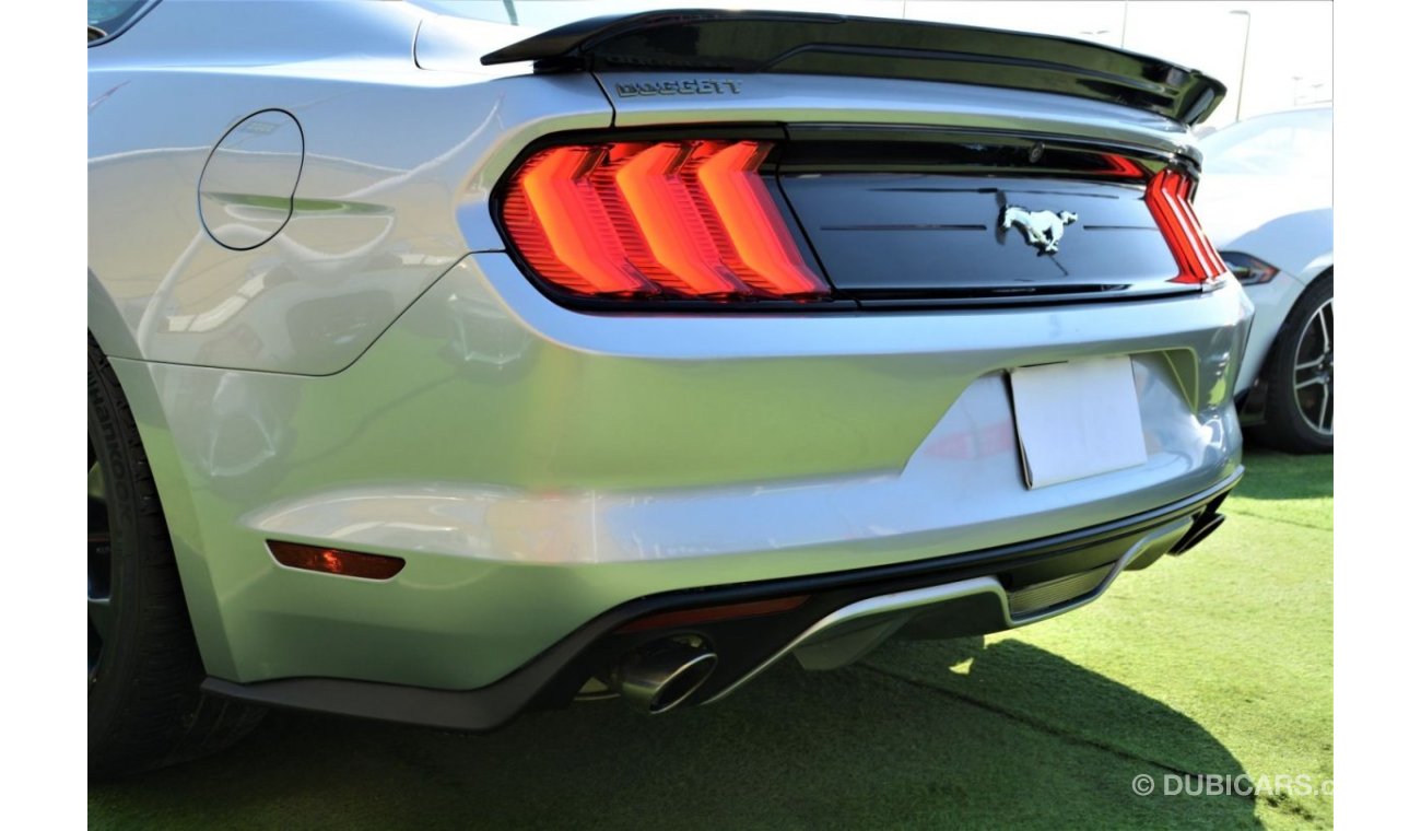 Ford Mustang EcoBoost Premium MUSTANG /BREMIUM/FULL OPTION