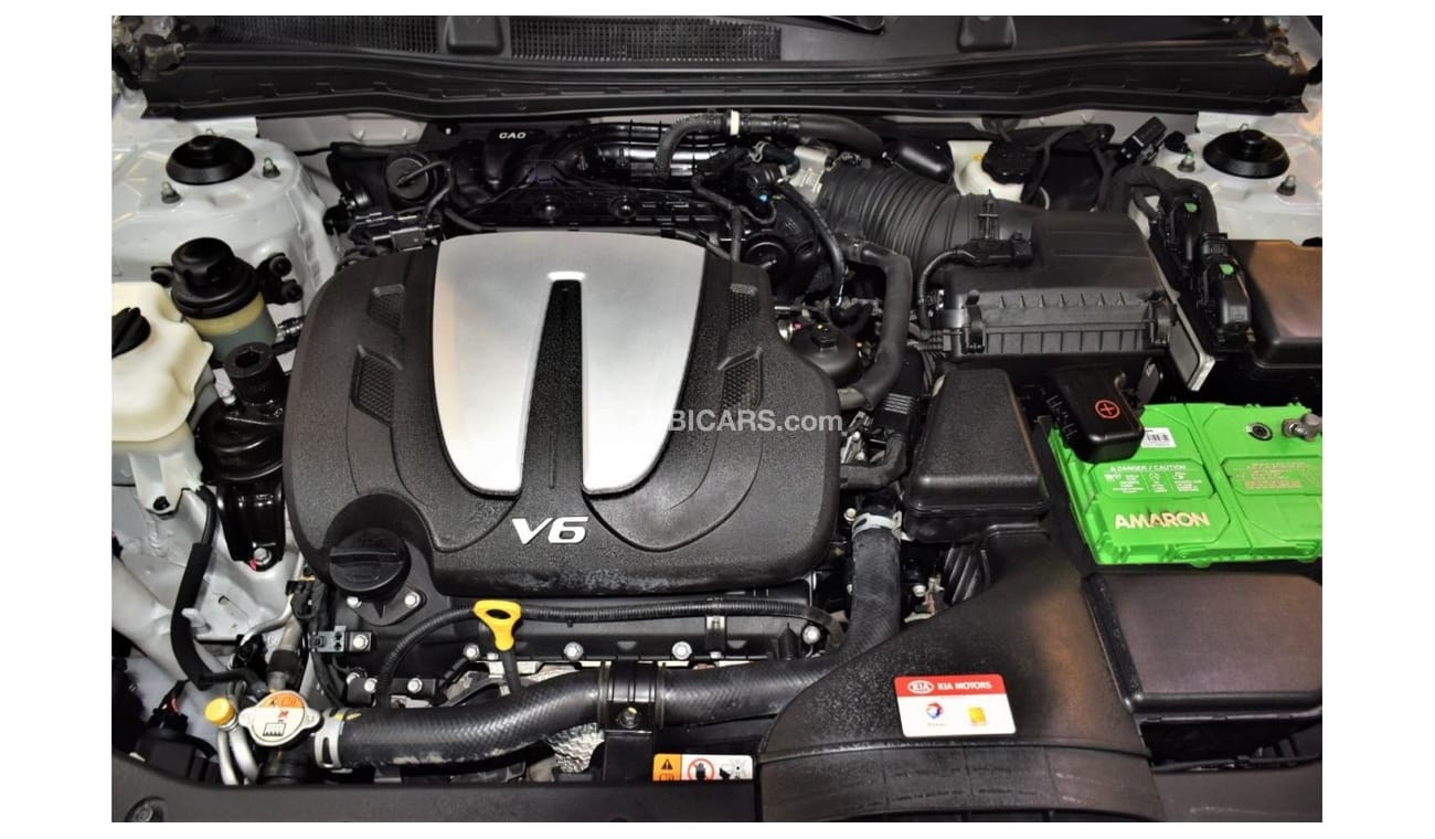 Kia Cadenza EXCELLENT DEAL for our KIA Cadenza V6 2015 Model!! in Silver Color! GCC Specs