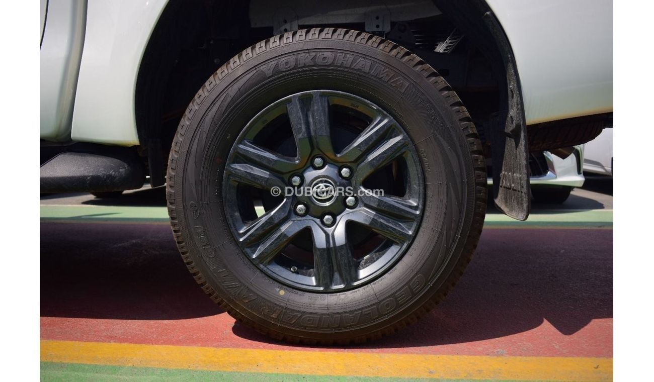 Toyota Hilux 2023 Toyota Hilux 2.7L Pickup , Manual, 4 Doors