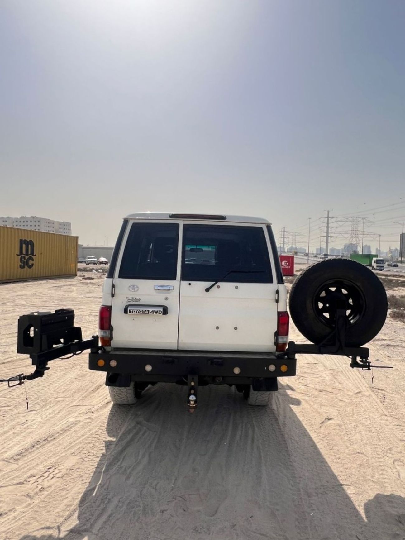 تويوتا لاند كروزر 70 DIESEL 4.5 LITER ,RIGHT HAND DRIVE ,4 DOORS