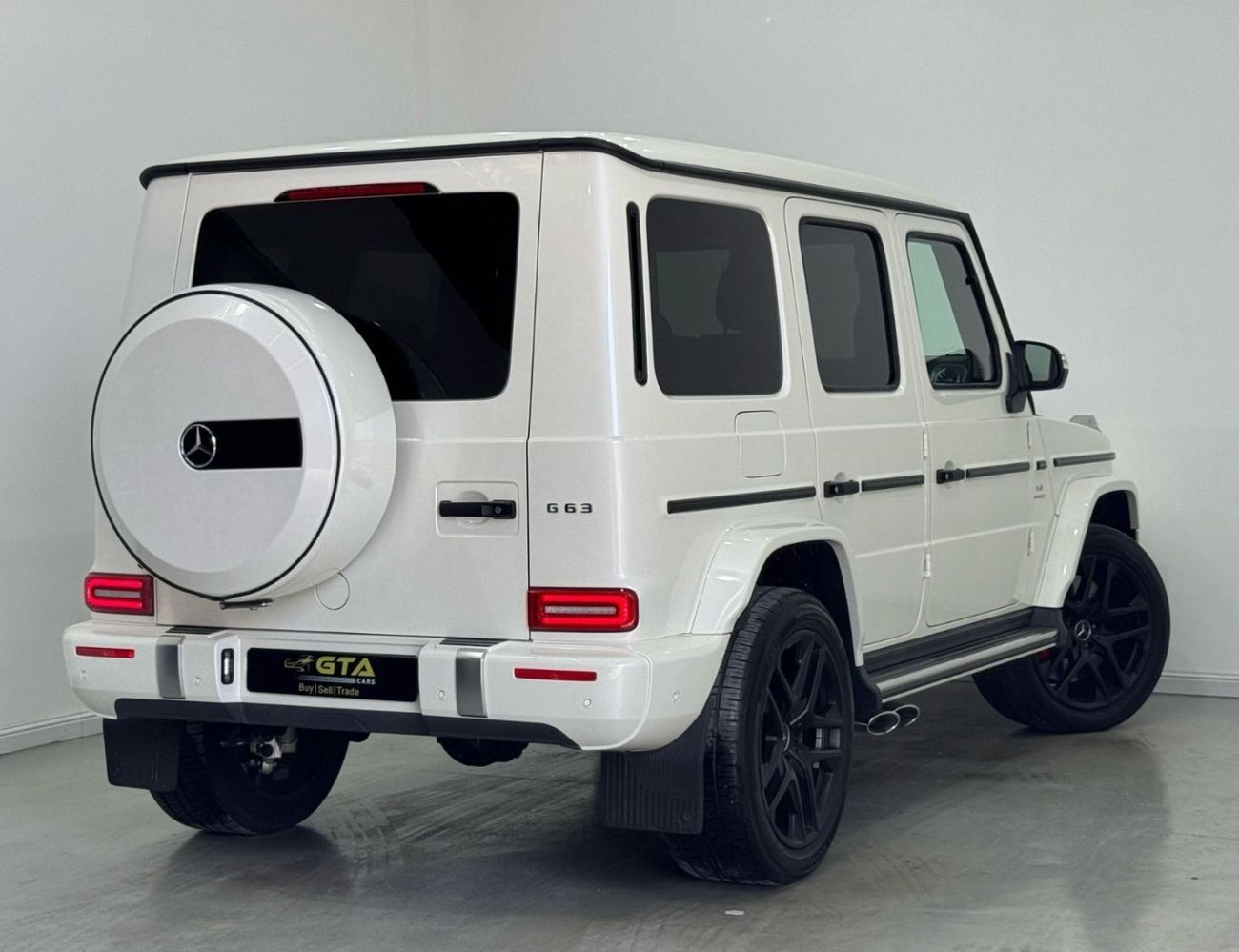 Mercedes-Benz G 63 AMG Std 4.0L