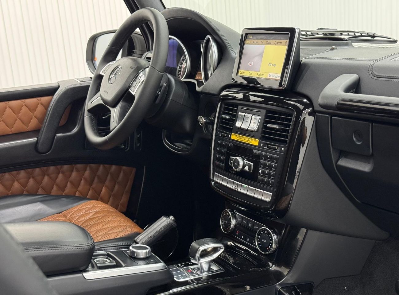 Mercedes-Benz G 63 AMG 2013 Mercedes Benz G63 AMG, January 2025 Warranty, Full Service History, Full Options, GCC