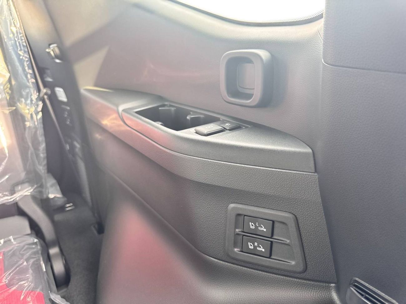 تويوتا لاند كروزر GR-S 3.3L