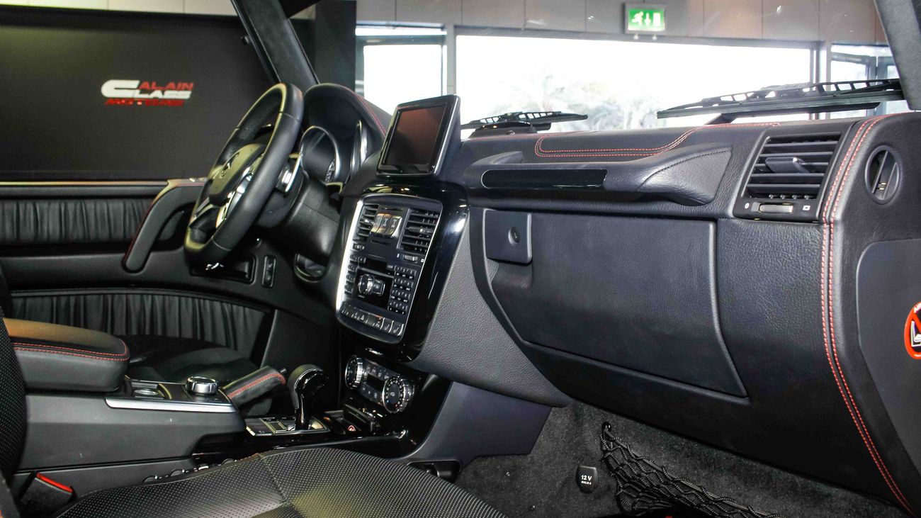 Mercedes Benz G500