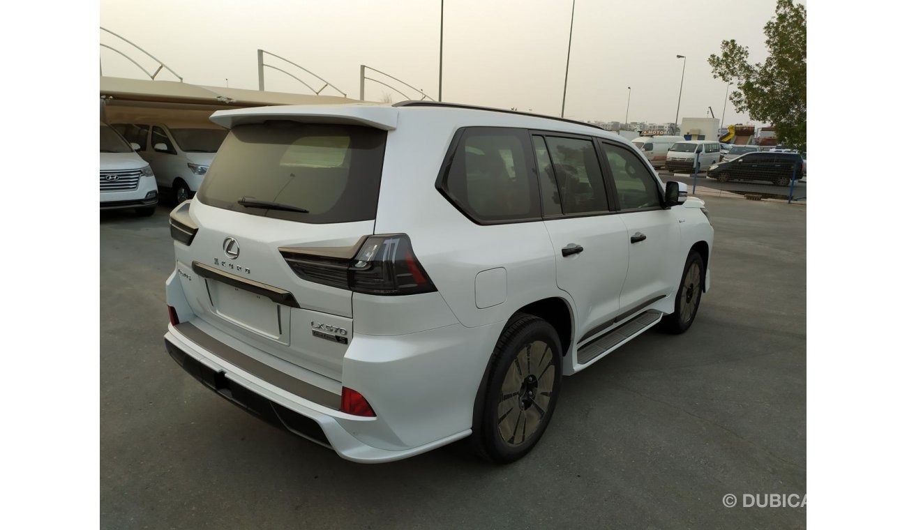 Lexus LX 570 Kuro Black Edition