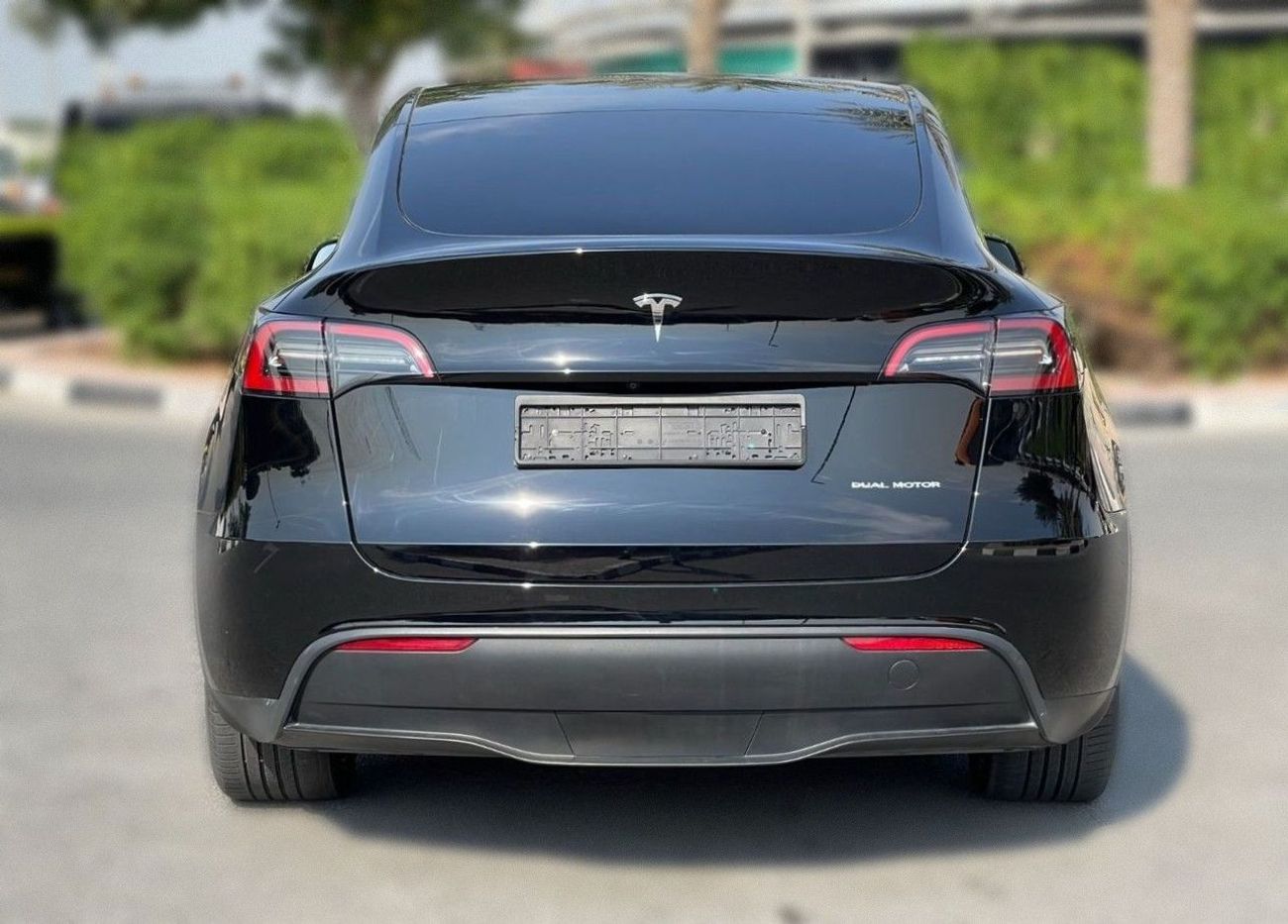 Tesla Model Y LONG RANGE AWD GCC SPECIFICATION -TESLA CENTRE DUBAI