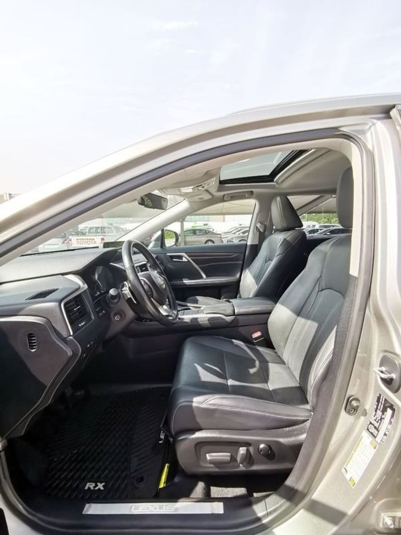 Lexus RX350 Lexus RX350 - 2021 - Gold