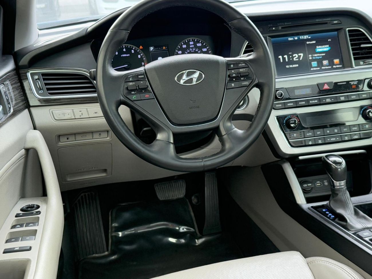 Hyundai Sonata Limited 2.4L