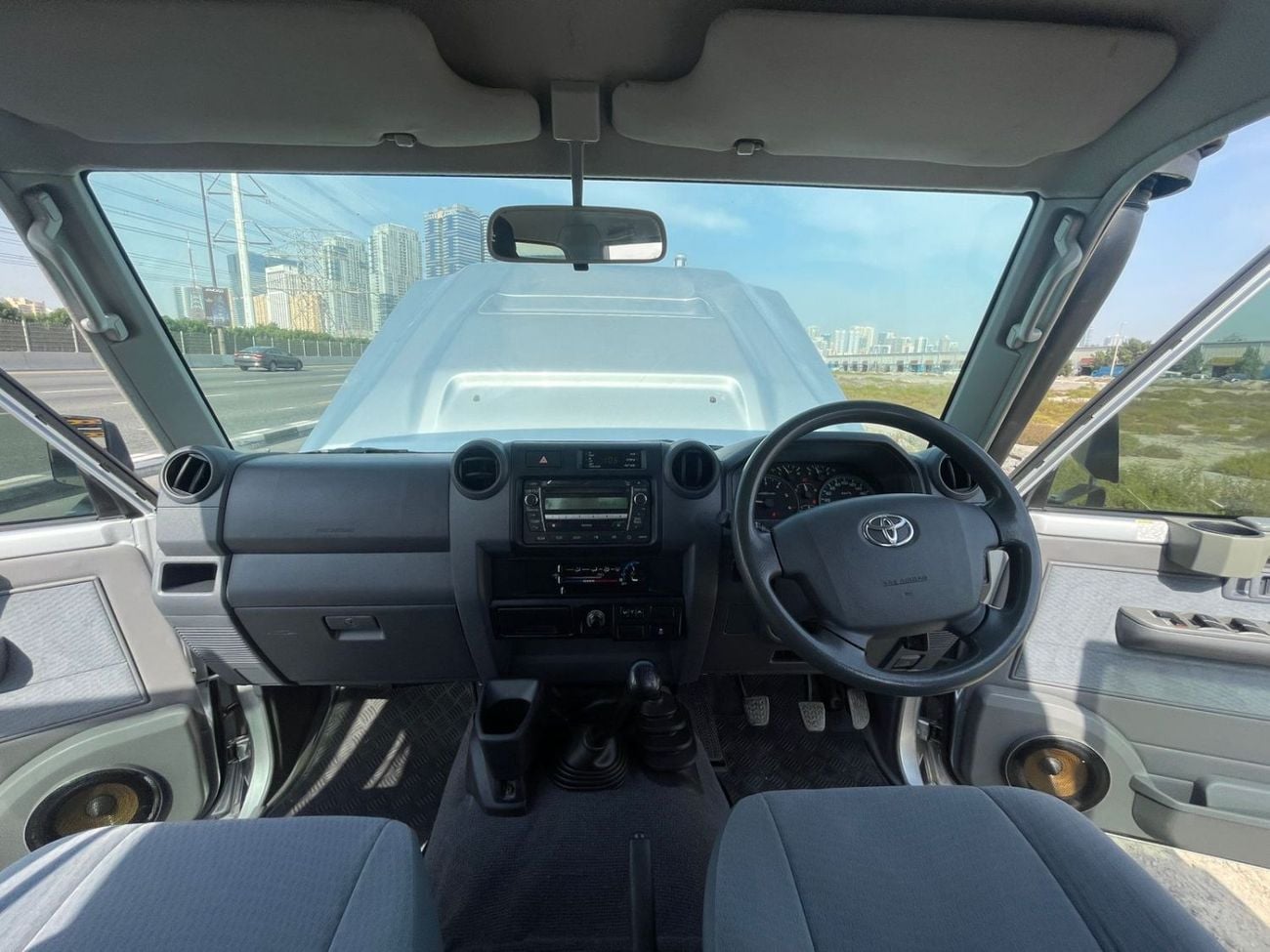 تويوتا لاند كروزر بيك آب RIGHT HAND VEHICLE ONLY FOR EXPORT 4.5 LITER