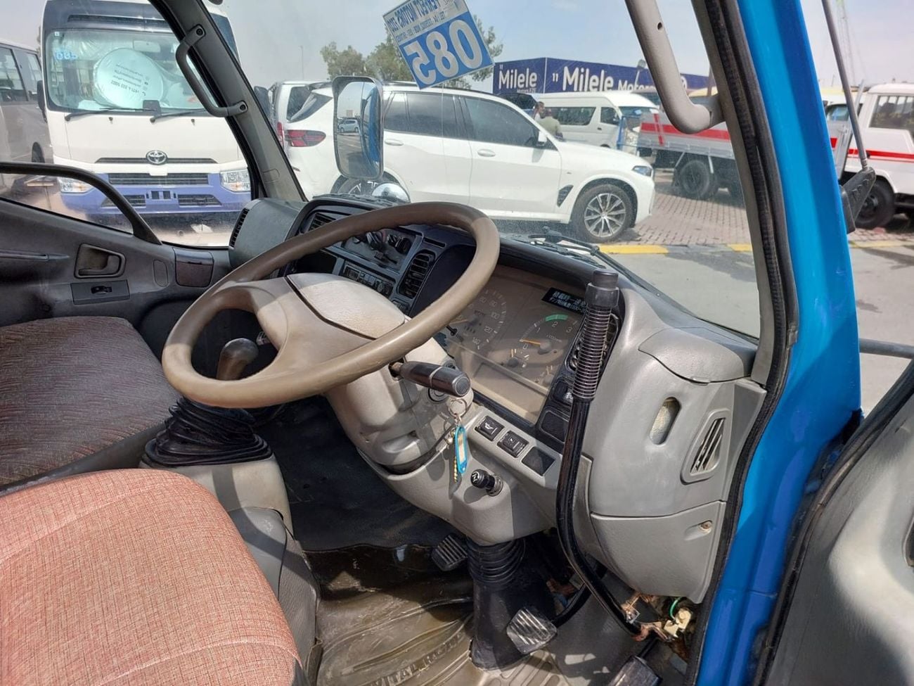 Mitsubishi Fuso Canter (RAMADAN OFFER) MITSUBISHI CANTER TRUCK RHD 1998 MODEL 4.5 L DIESEL MANUAL(PM30616)