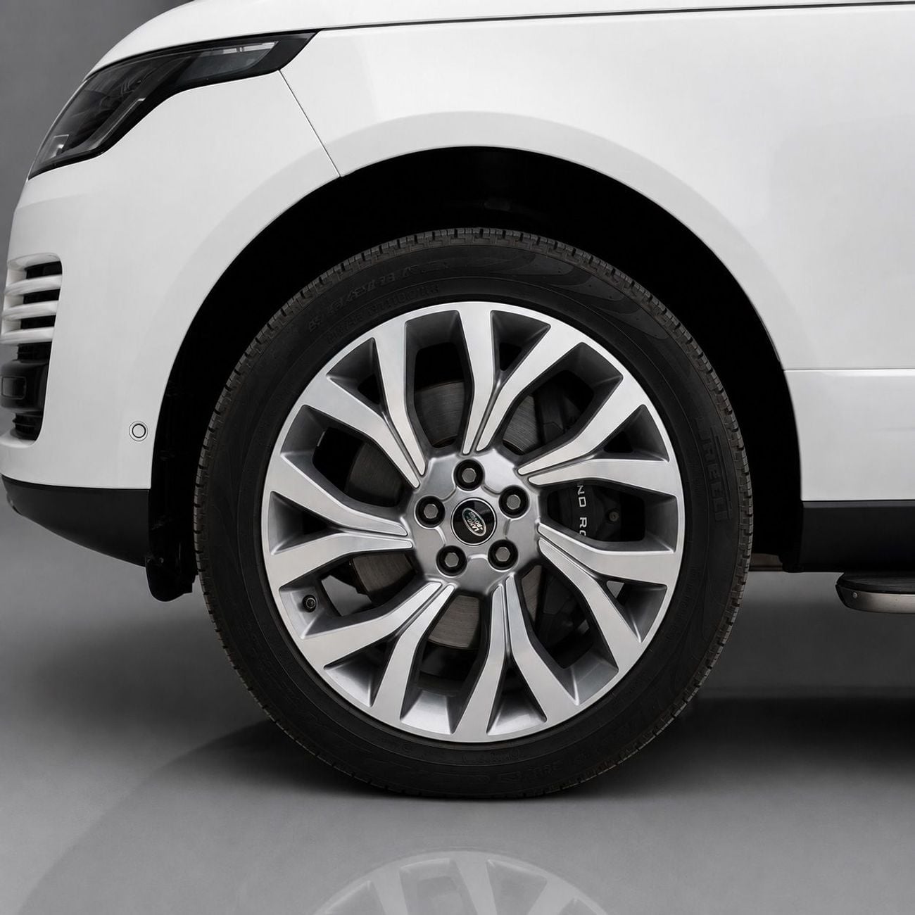 Land Rover Range Rover HSE P400 AED 3,544 P.M • 0% Downpayment • Rover Range Rover HSE • 1 Year Warranty