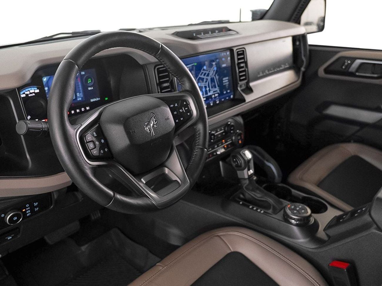 فورد برونكو Wildtrak 2.7L (5 Seater)