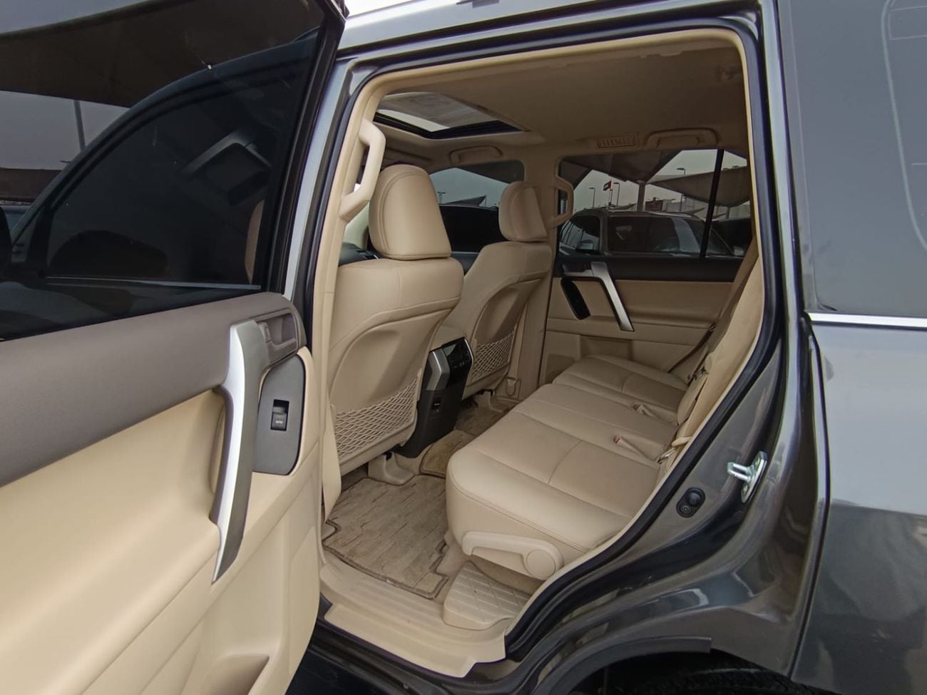 Toyota Prado PRADO VXR FULL OPTION V6 4.0L  GRAY COLOUR BEST PRICE!!!!