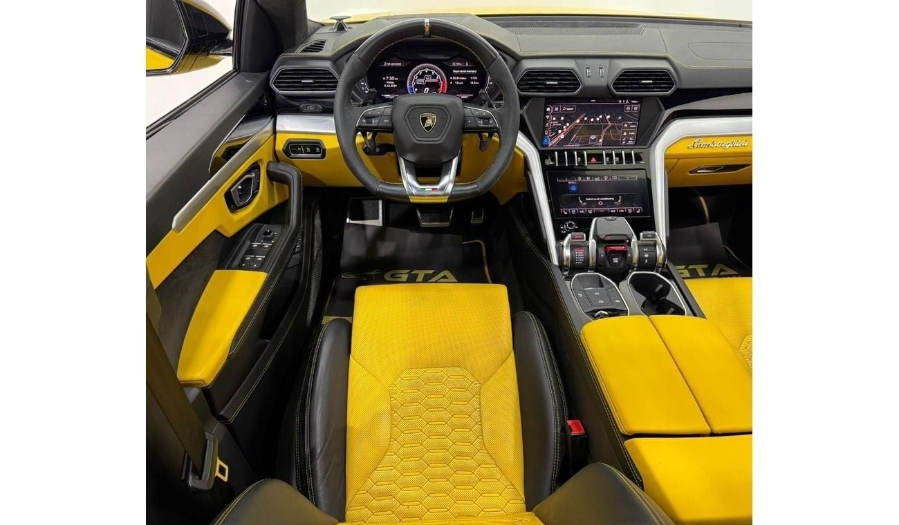 Lamborghini Urus 2019 Lamborghini Urus, Feb 2025 Lamborghini Warranty, Full Lamborghini Service History, GCC