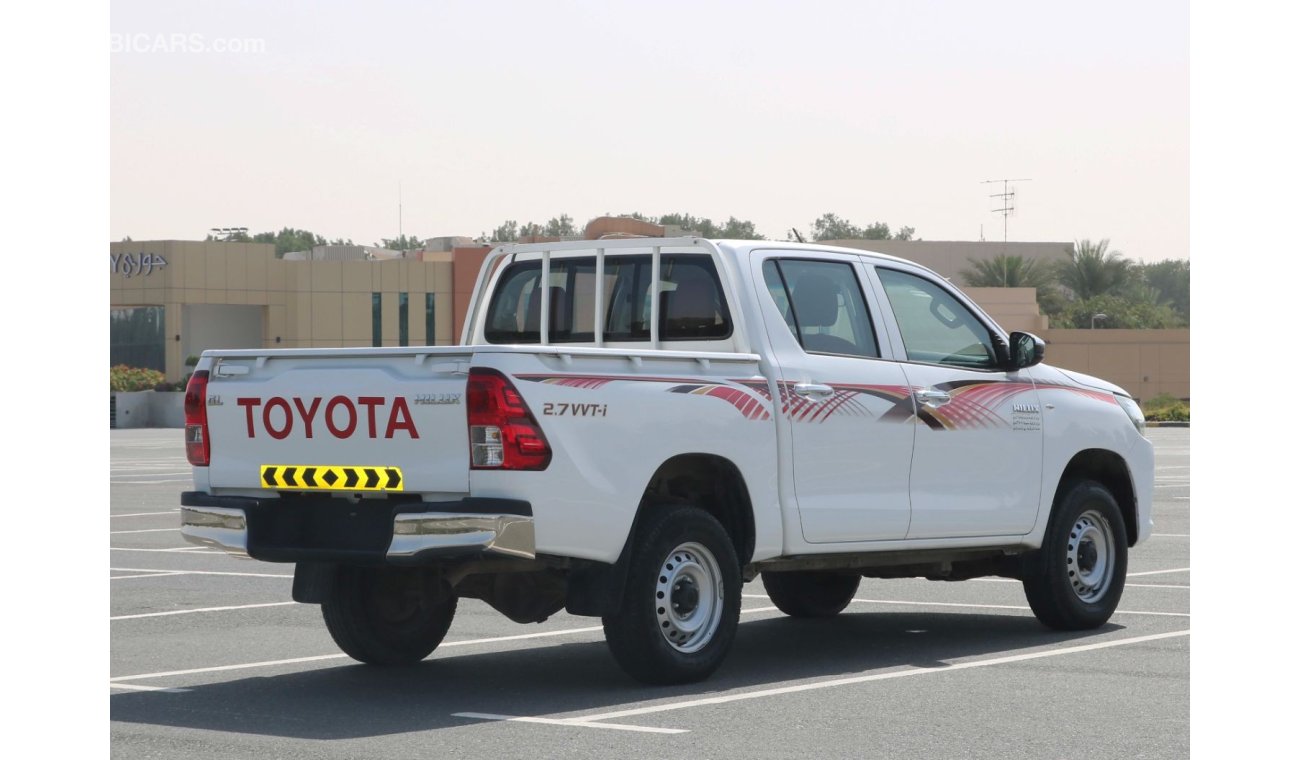 Toyota Hilux GL 2016 | TOYOTA HILUX GL 4X4 - D/C - AUTOMATIC/T - PETROL - WITH GCC SPECS AND EXCELLENT CONDITION