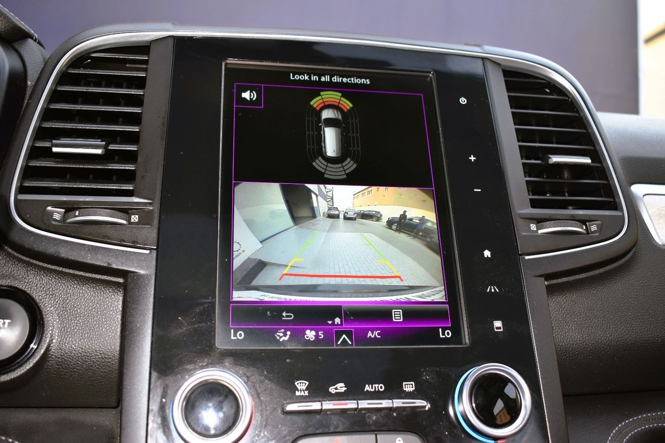 Renault Koleos 2.5L LE (4WD)