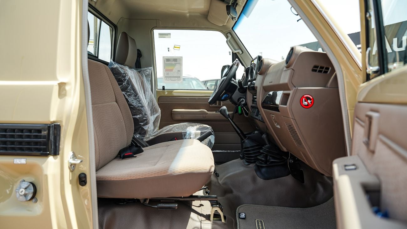 تويوتا لاند كروزر بيك آب