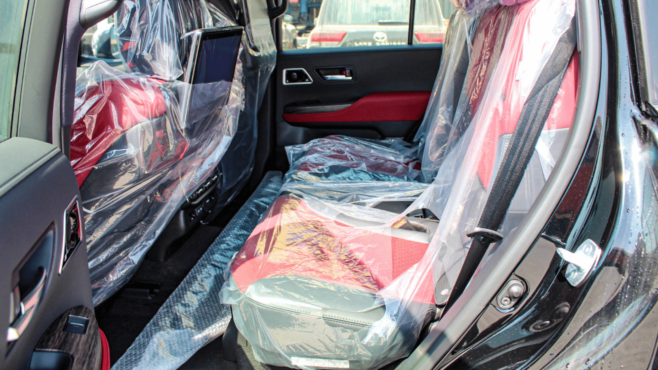 Toyota Land Cruiser VX 3.3L Toyota LC300 3.3L VX-R V6 Turbo Diesel AT