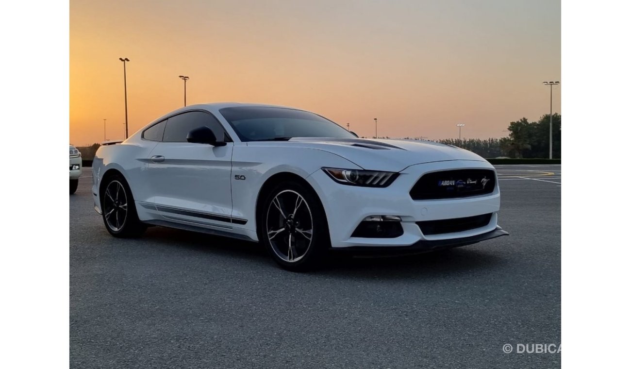 Ford Mustang Ford Mustang California 2017. 5.0 L GCC Full Option km 17000 Service History