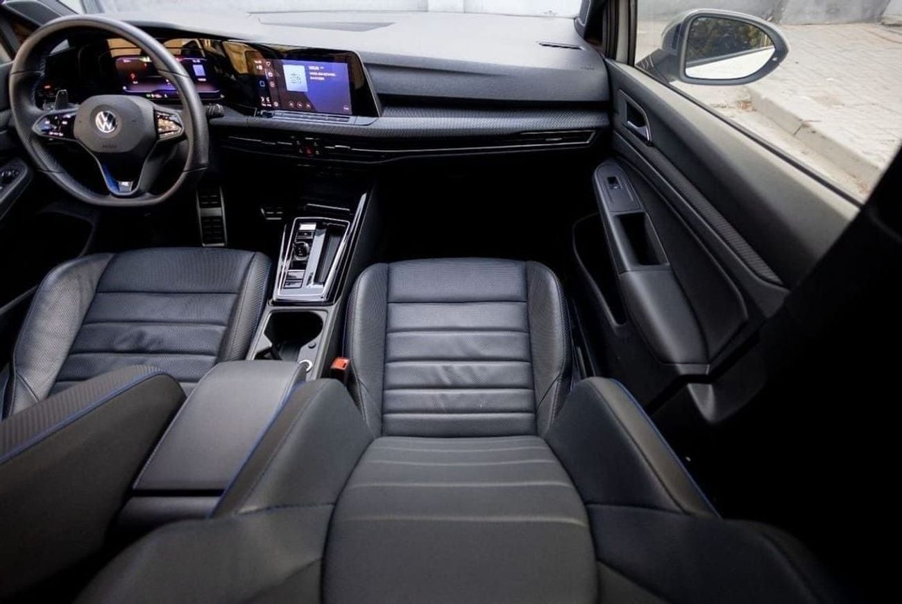 Volkswagen Golf R Volkswagen Golf R 2023 GCC under Agency Warranty and Service Contract with Flexible Down-Payment.