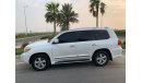 Toyota Land Cruiser تويوتا لاند كروزر موديل 2014 ماشية 118000كم فيها صبغ رفراف امامي يمين فقط وباقي السيارة صبغة وكالة