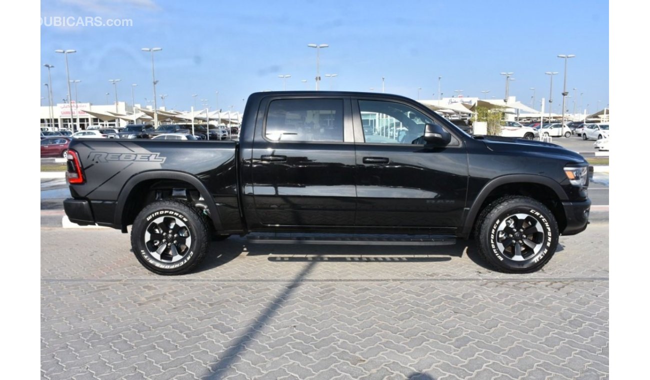 RAM 1500 Rebel V-8 (CLEAN CAR WITH WARRINTY)