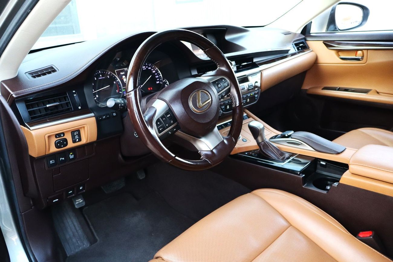 لكزس ES 250 Platinum 2.5L