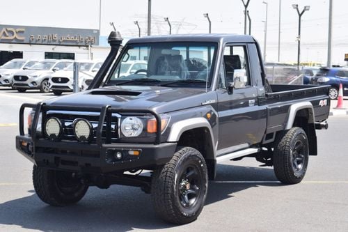 Toyota Land Cruiser Pick Up PICKUP DLX 4.5L
