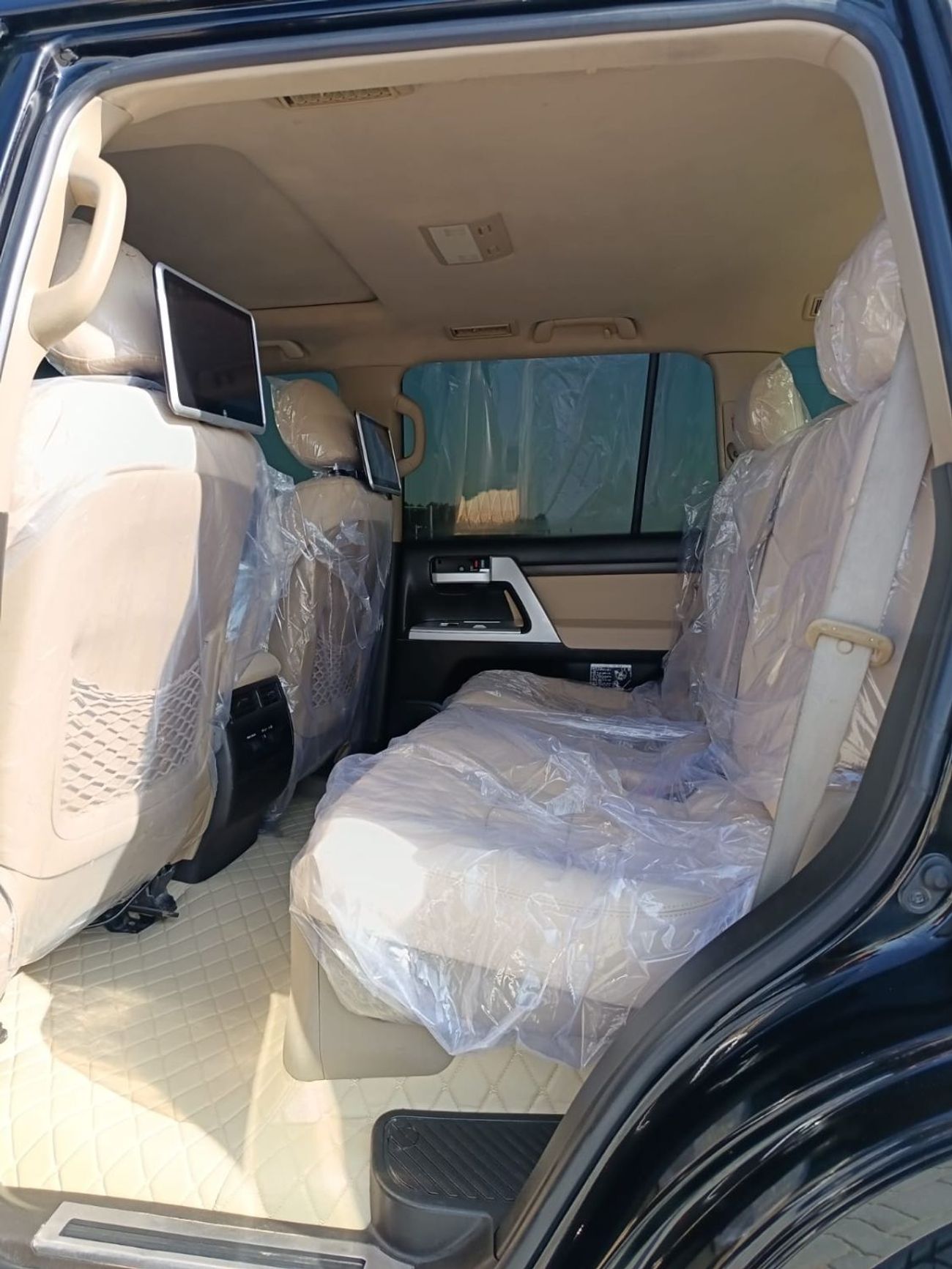 تويوتا لاند كروزر GXR 4.6L