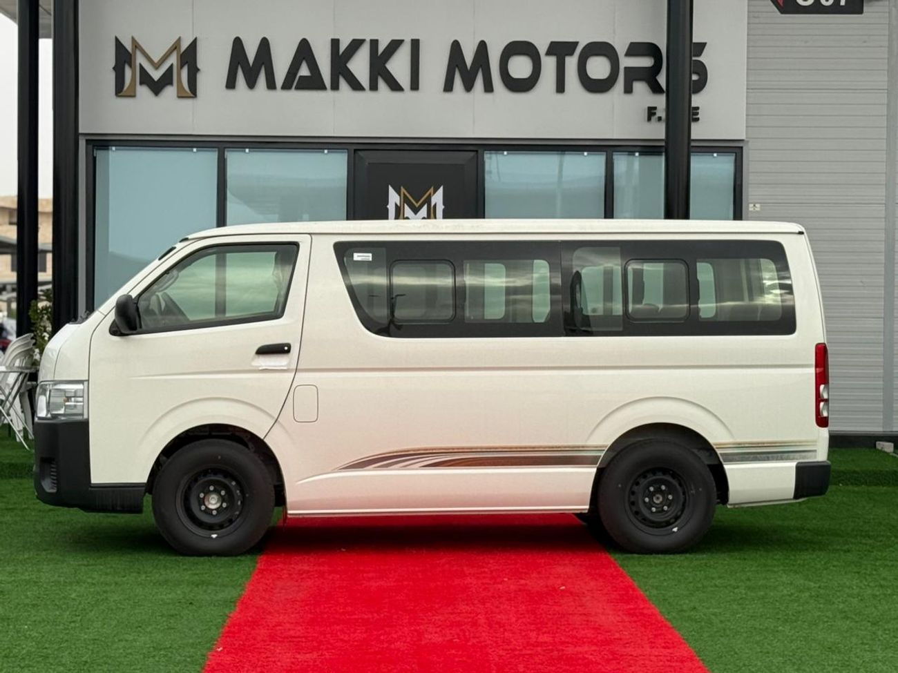 Toyota Hiace Commuter 2.8L Commuter 2.5L