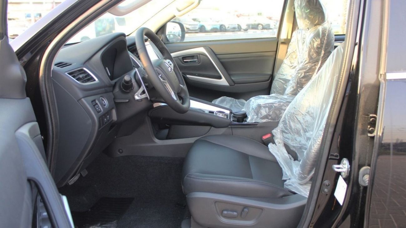 Mitsubishi Montero MITSUBISHI MONTERO 3.0L 4WD SPORT AT (Export Only)