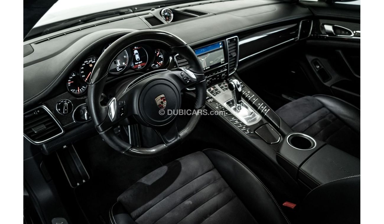 Porsche Panamera 2014 Porsche Panamera GTS / High Option / Sport Chrono Package & Sports Exhaust