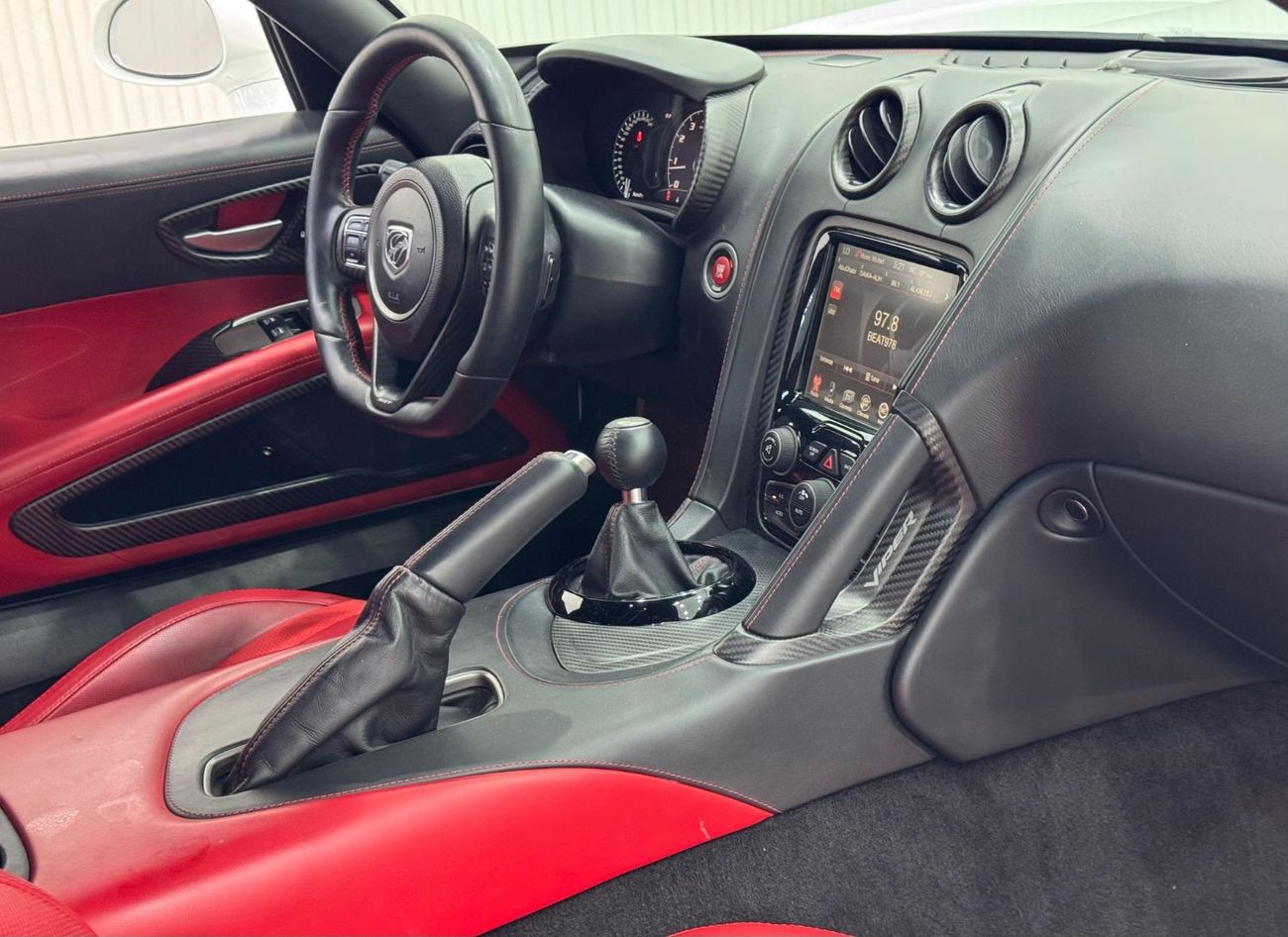 دودج فايبر SRT10 8.4L 2014 Dodge SRT Viper GTS 8.4 V10, Dodge Agency Full Service History, Excellent Condition,