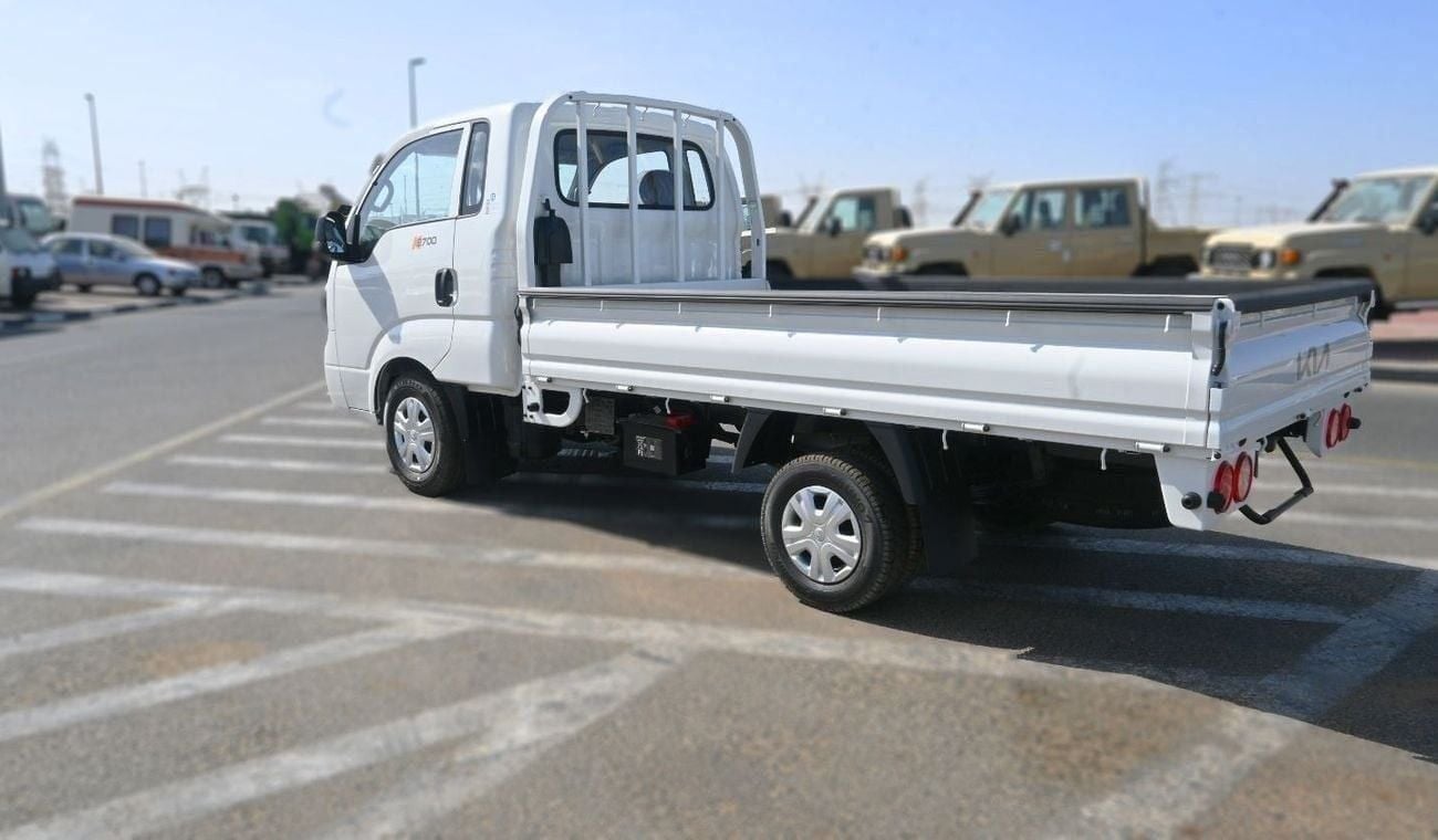 كيا K2700 Kia K2700 Single Cab 2025 2.7L Diesel MANUAL TRANSMISSION 14 Wheel size Rear Wheel Drive