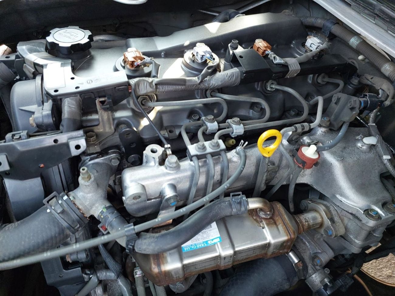 Toyota Hiace (RAMADAN OFFER) TOYOTA HIACE VAN RHD 2006 MODEL 2.5 L DIESEL AUTOMATIC(PM03353)