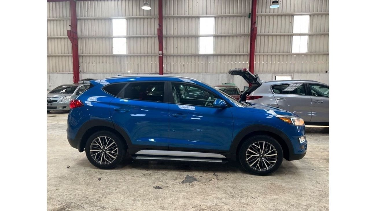 Hyundai Tucson GLS Plus PUSH START WITH LOW MEALIGE