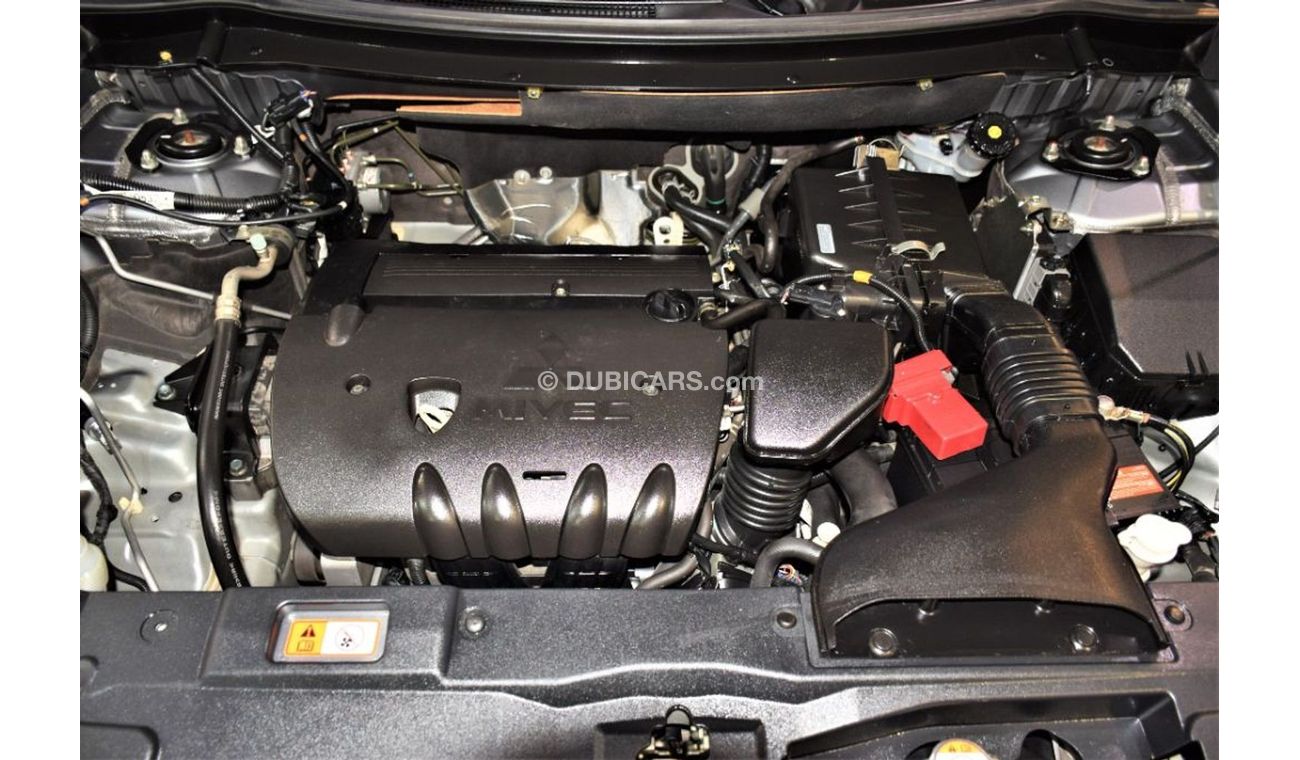 ميتسوبيشي آوتلاندر AMAZING Mitsubishi Outlander 4WD 2015 Model!! in Silver Color! GCC Specs