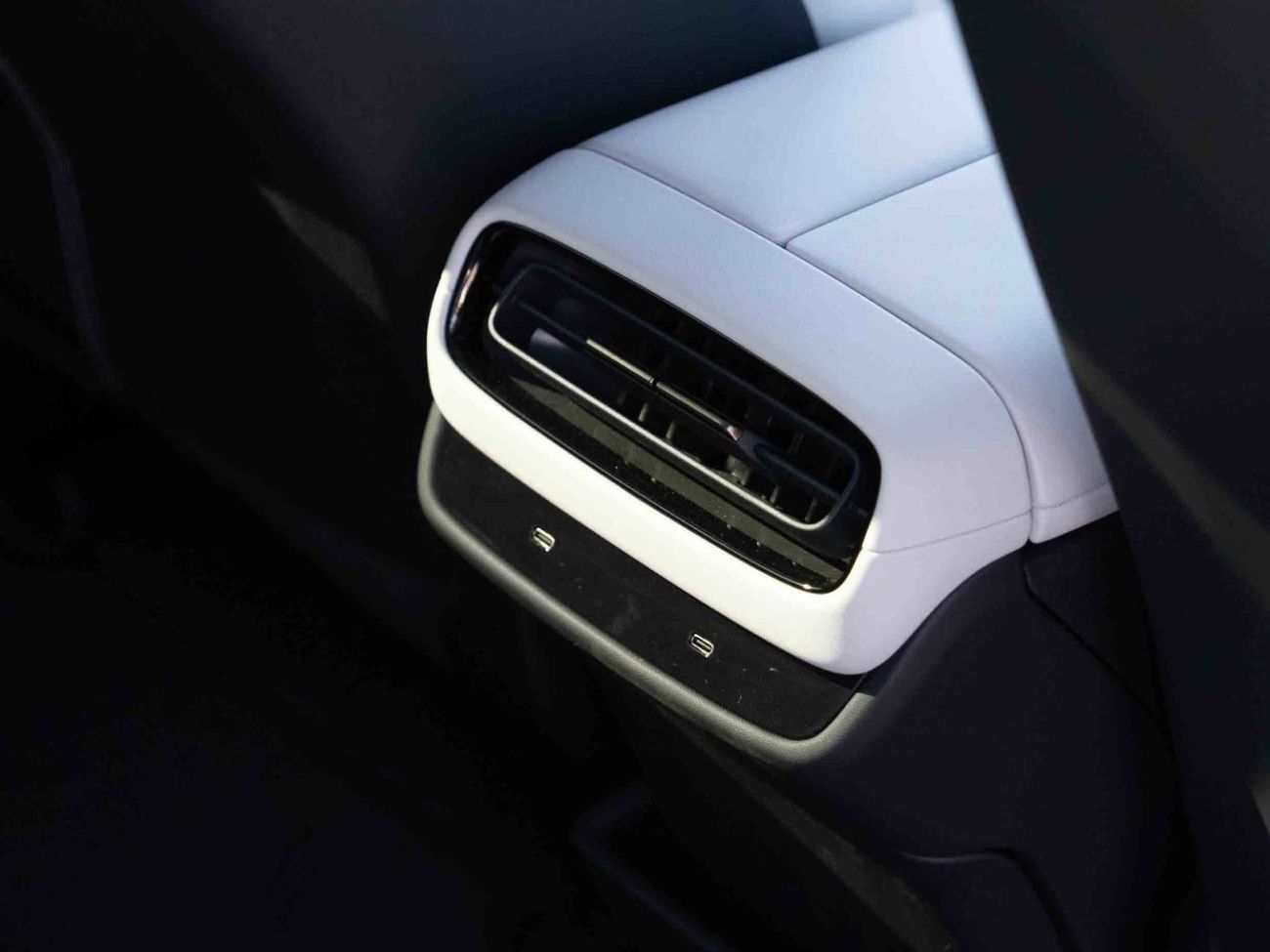 Xiaomi SU7 2025 Xiaomi SU7 Max 21" Sport Wheels - White inside Grey | Export Price