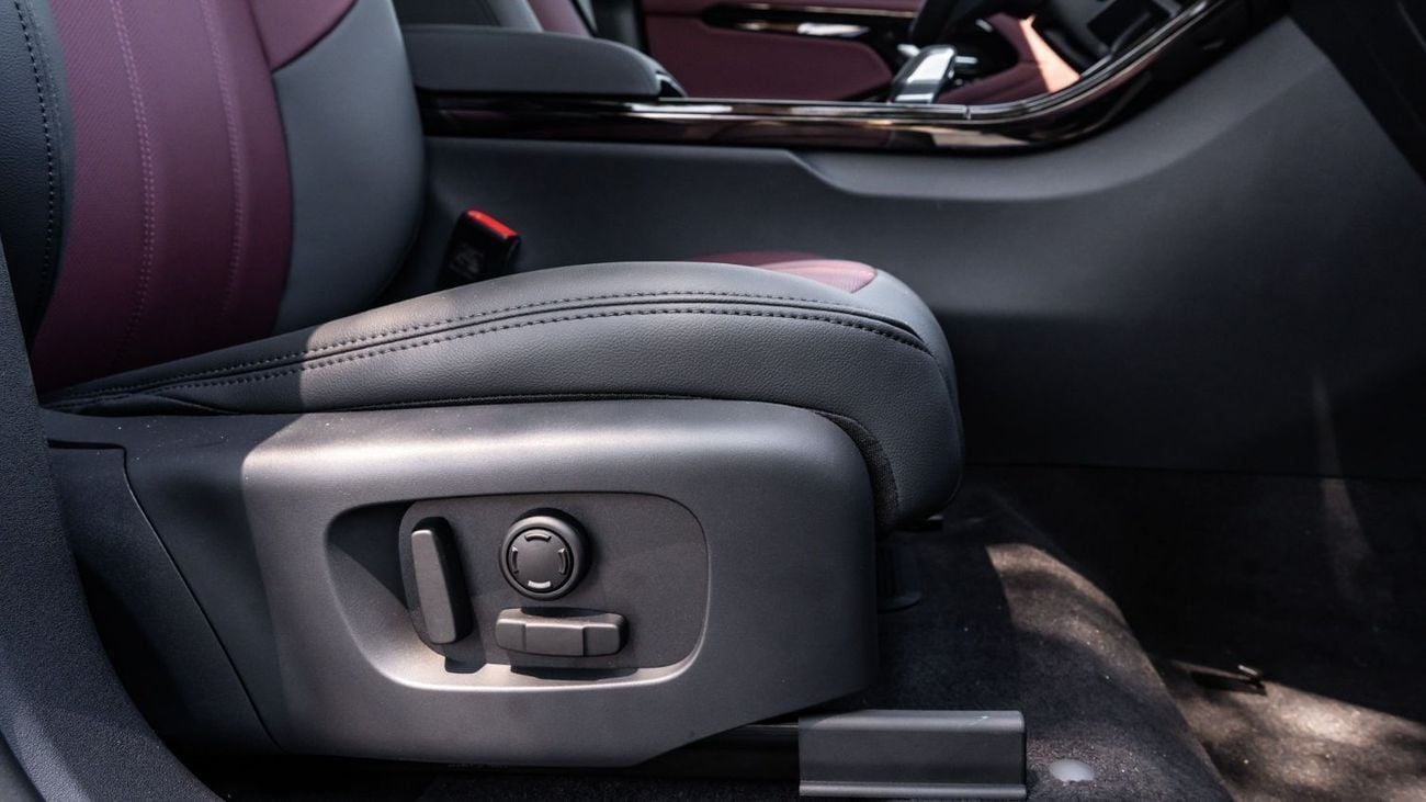 Land Rover Range Rover Evoque 2025 | RANGE ROVER EVOQUE 249PS PREMIUM HONOR