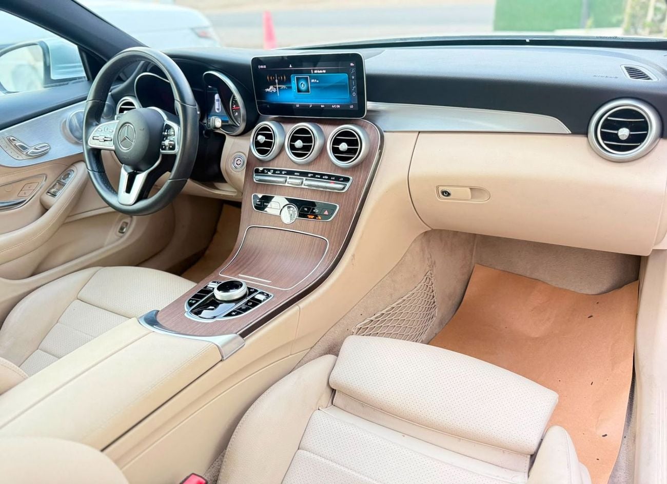 Mercedes Benz C300 STD
