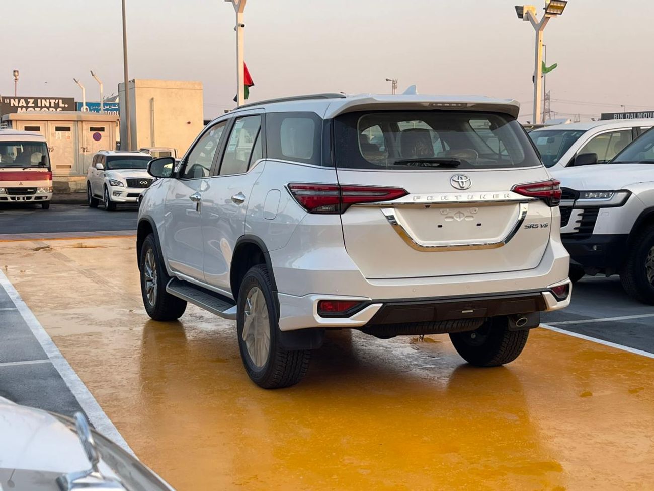 Toyota Fortuner Toyota Fortuner SR5 Plus 4.0L V6 PETROL 2025 GCC