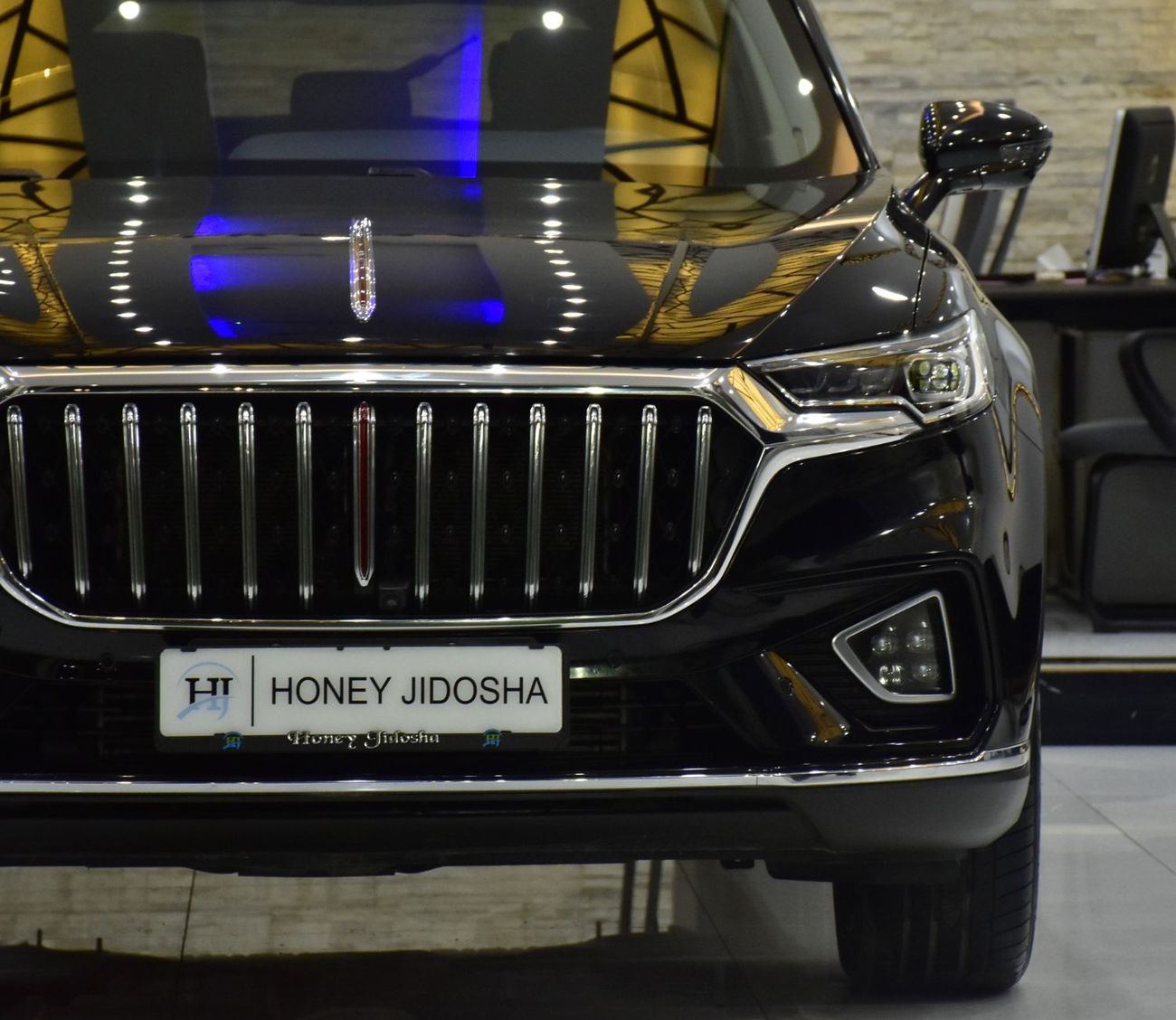 HONGQI HS5 EXCELLENT DEAL for our Hongqi HS5 AWD 40TD ( 2023 Model ) in Black Color GCC Specs