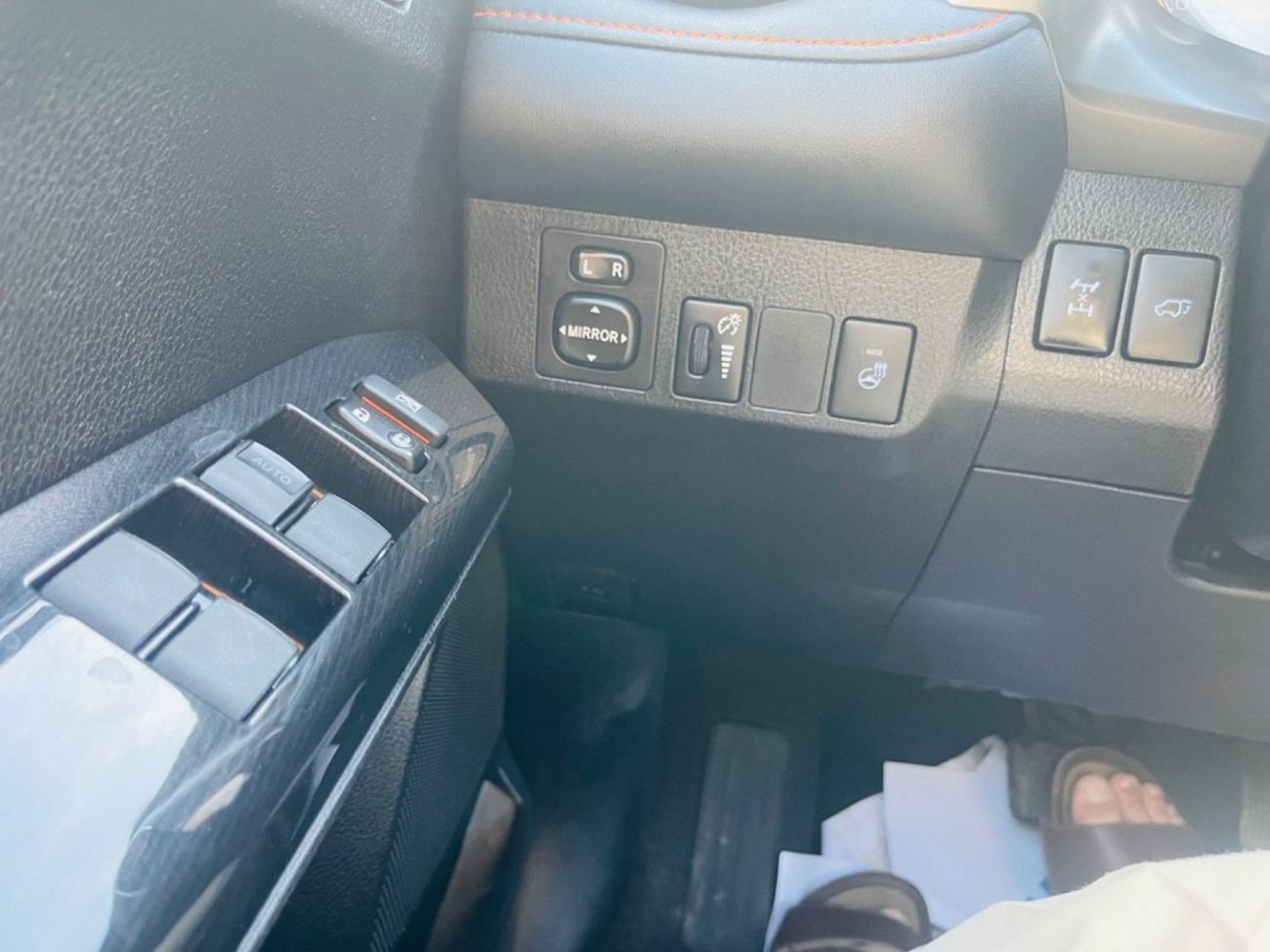 Toyota RAV4 Limited 2.5L SE  2.5L